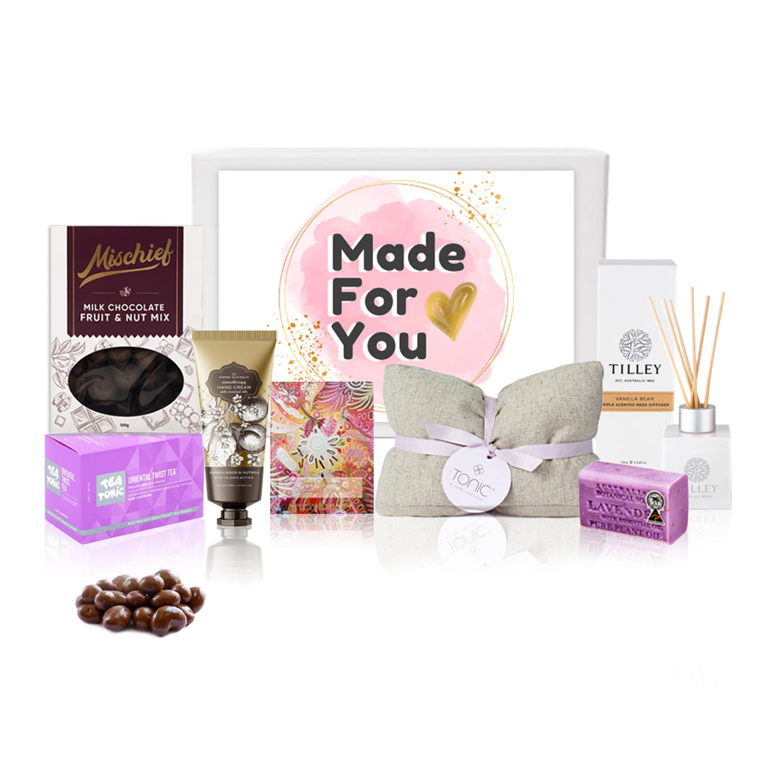 Home Retreat Gift Hamper-0