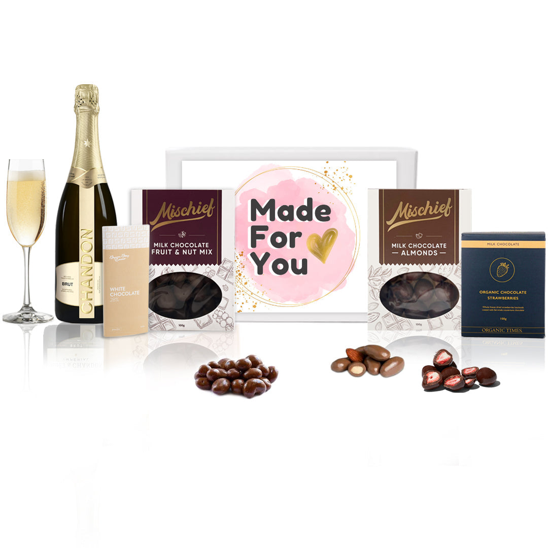 Champagne & Chocolates Gift Hamper-1