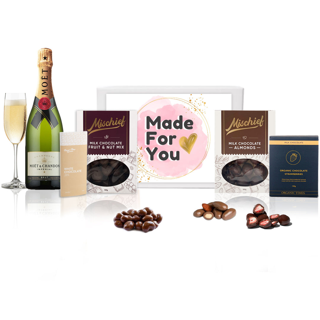 Champagne & Chocolates Gift Hamper-3